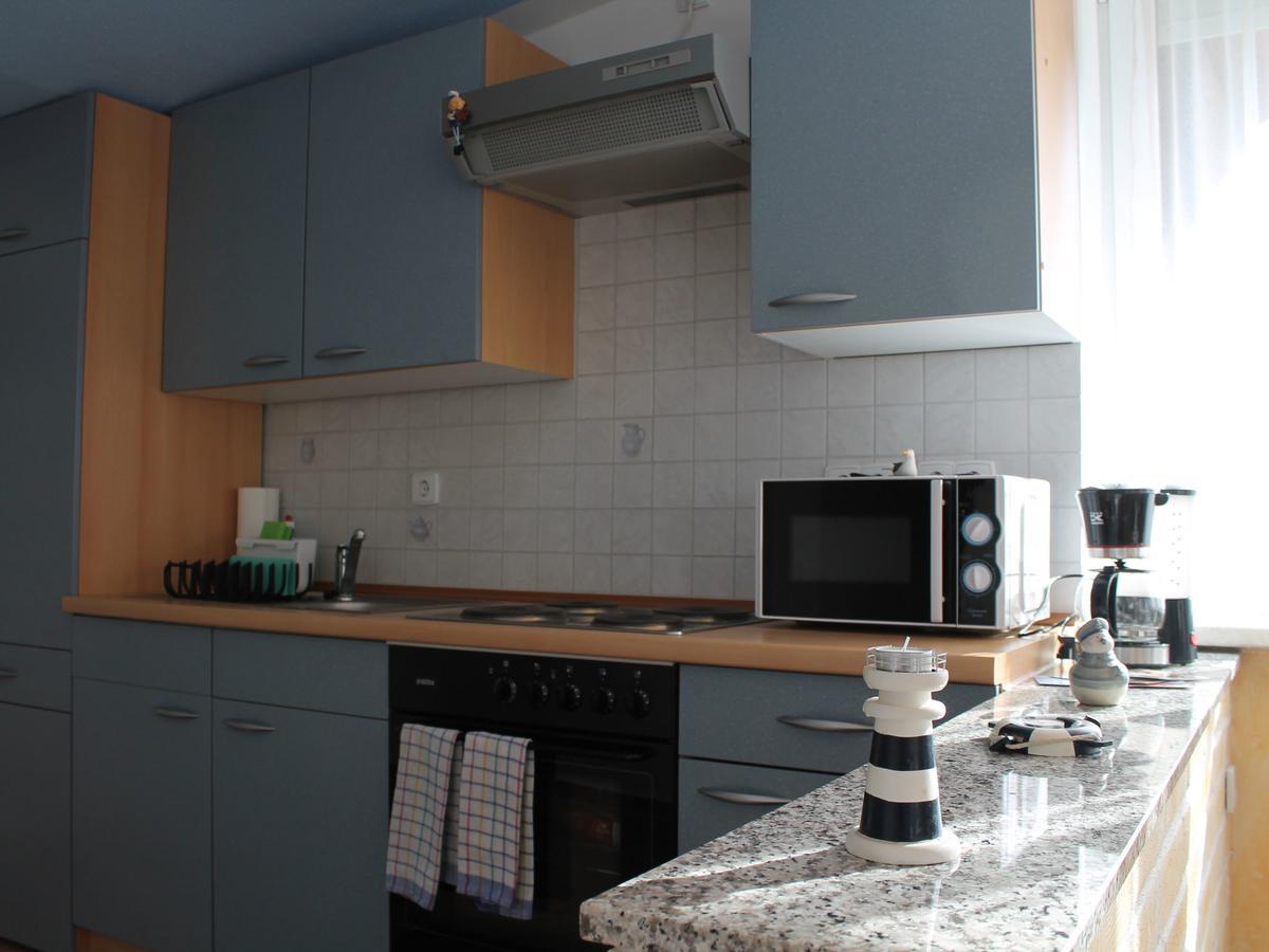 Spacious Bunglow near Sea in Grundshagen Exterior foto